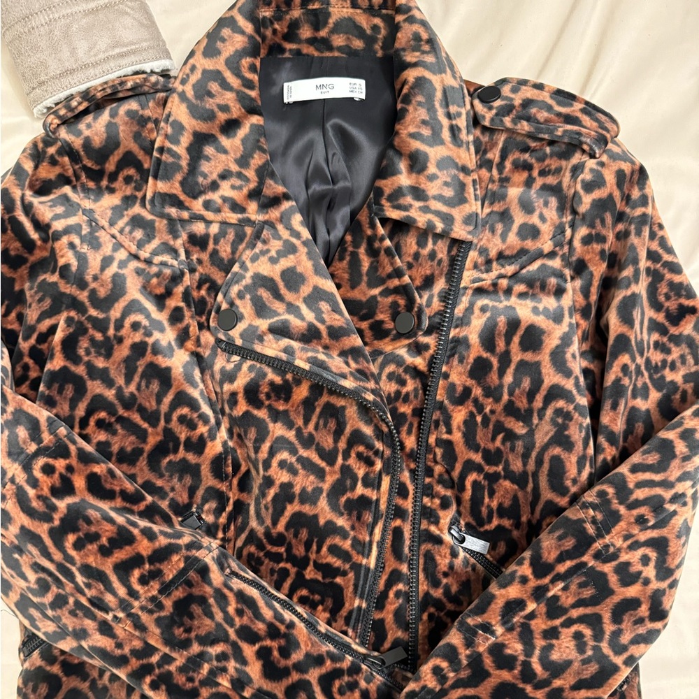 Mango Leopard Velvety Jacket